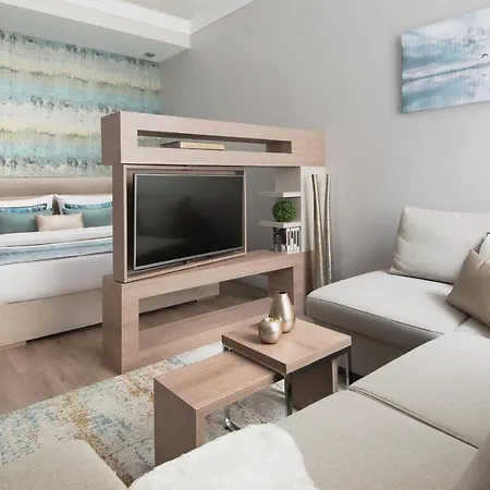 Brill Apartment *
